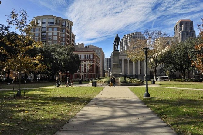 Self-Guided New Orleans Scavenger Hunt: Getting Down To Business - Exploring New Orleans Hidden Gems