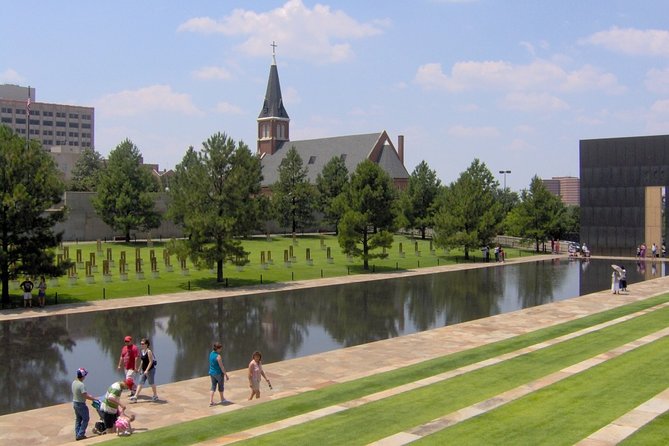 Self-Guided Oklahoma City Scavenger Hunt: Wild Western Art - Logistics and Accessibility