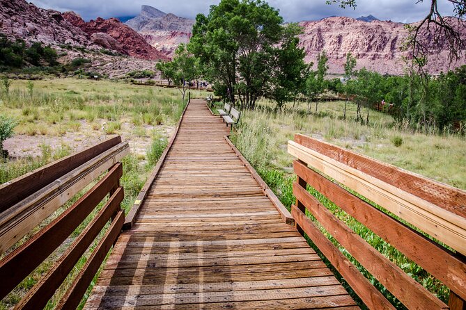 Self-Guided Red Rock Canyon Audio Driving Tour - GPS Navigation and Directions