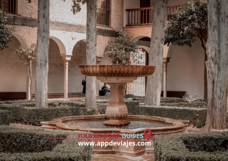 Self-Guided Route Granada Includes Tapas Route - User Instructions