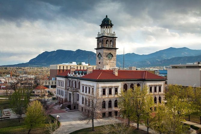 Self-Guided Scavenger Hunt: All Things Colorado Springs - Key Points