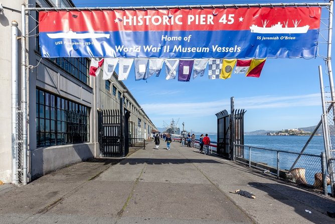 Self-Guided Scavenger Hunt: Along Fisherman's Wharf - Engaging Trivia and Challenges