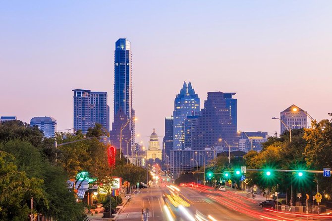 Self-Guided Scavenger Hunt: Austin Capitol Sights & Downtown Gems - Exploring the Texas State Capitol Building