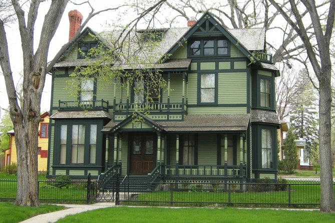Self-Guided Scavenger Hunt: Beautiful Bismarck - Key Inclusions and Features