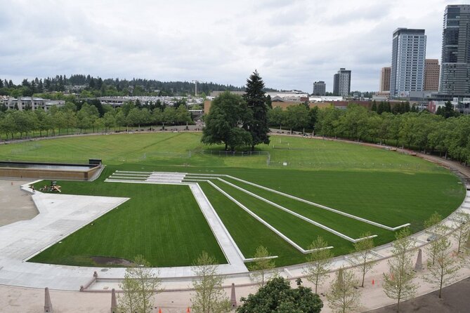 Self-Guided Scavenger Hunt: Beautiful Views of Bellevue - Uncovering Hidden Historical Gems