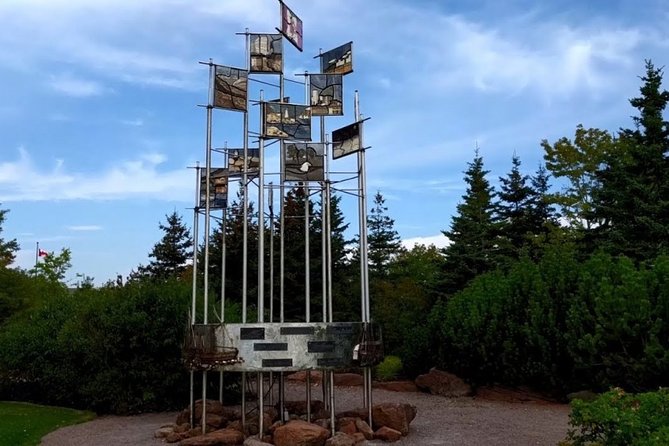 Self-Guided Scavenger Hunt: Birthplace of Confederation - Capture Unique Photographic Moments