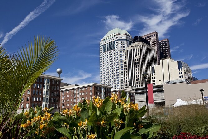Self-Guided Scavenger Hunt: Discovering Columbus - Key Activity Features