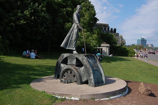 Self-Guided Scavenger Hunt: Hunt Along Niagara Falls - Confirmation and Additional Information