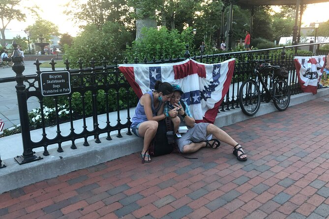 Self-Guided Scavenger Hunt in Charleston - Location and Duration