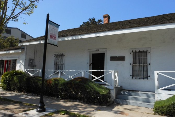 Self Guided Scavenger Hunt: Jewels of Monterey! - Navigating the Lets Roam App