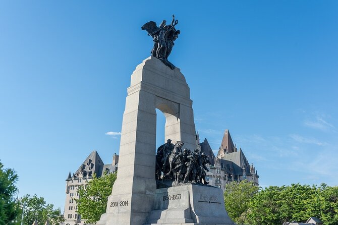 Self-Guided Scavenger Hunt: Ottawa's Iconic Sights - Exploring Ottawas Landmarks