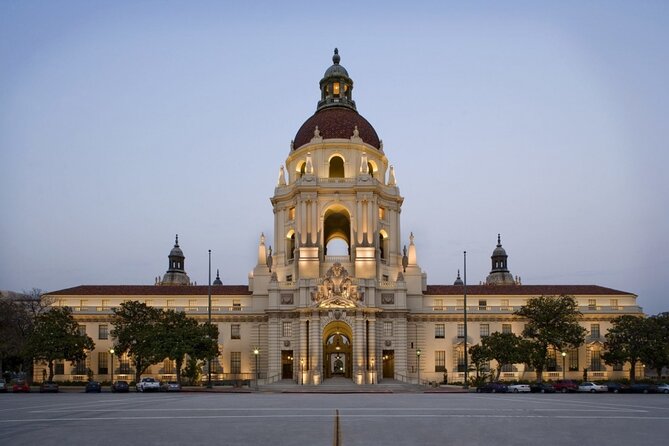 Self-Guided Scavenger Hunt: Pasadena In Full Bloom - Key Points