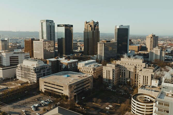 Self-Guided Scavenger Hunt: Pillars of Birmingham - Accessing the Lets Roam App