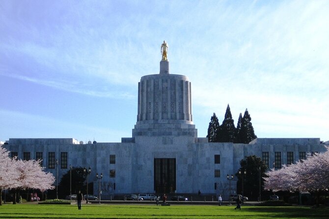 Self-Guided Scavenger Hunt: Salem Oregons Beautiful Capital - Key Points