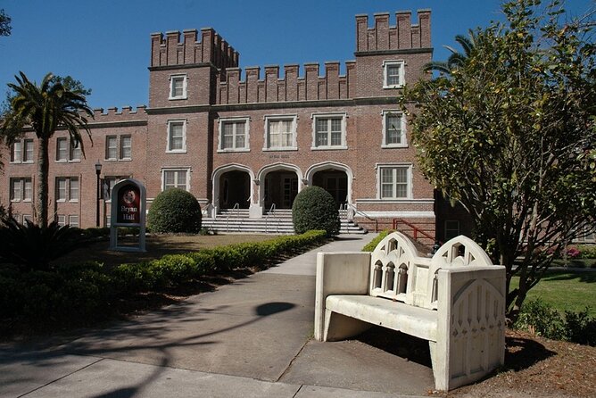 Self-Guided Scavenger Hunt: The Best of Floridas Capital - Challenging Trivia for Brainiacs