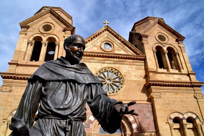Self-Guided Scavenger Hunt: The Oldest Capital Comes Alive - Roles and Responsibilities