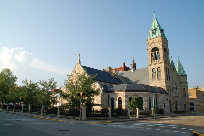 Self-Guided Scavenger Hunt: West Virginia's Cultural Crown! - Trivia Challenges and Leaderboards