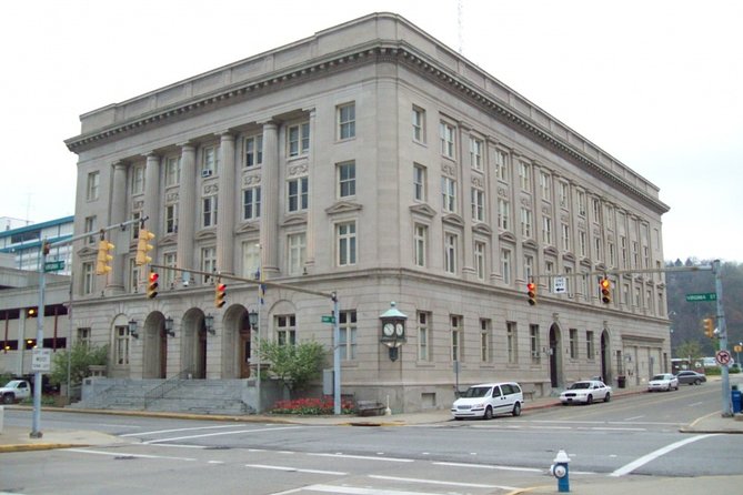 Self-Guided Scavenger Hunt: West Virginia's Cultural Crown! - Roles for an Exhilarating Adventure