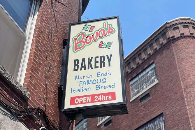 Self Guided The North End Pizza, Cannoli and Picnic Solo Walking Tour - Salumeria Italiana
