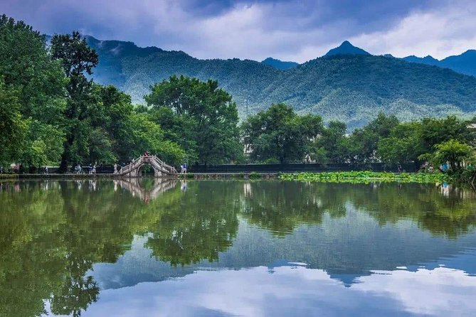 Self-Guided Tour of Huangshan Ancient Villages:Hongcun, Xidi,Chengkan or Tangmo - Group Information