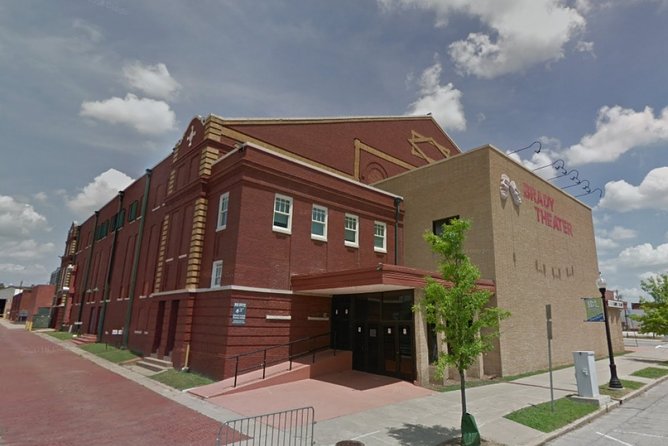 Self Guided Tulsa Scavenger Hunt: Center of the Universe - Explore the Oil Capital Historic District