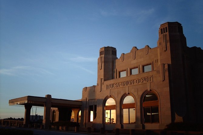 Self Guided Tulsa Scavenger Hunt: Center of the Universe - Meeting and Operating Details for the Scavenger Hunt