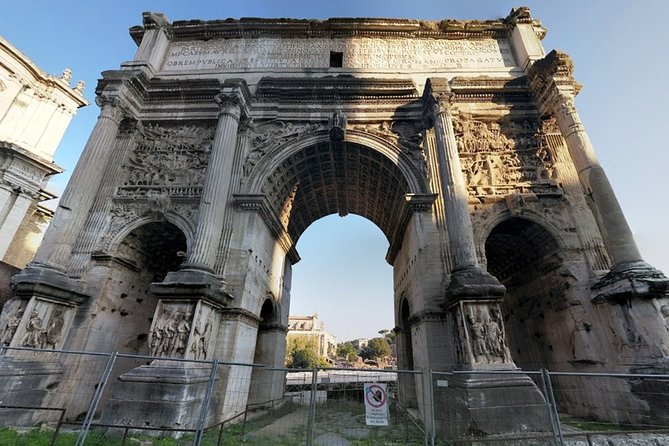 Self-guided Virtual Tour of Roman Forum: The Beating Heart of The Empire - Taking in the Architectural Wonders