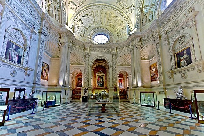 Self-guided Virtual Tour of Seville Cathedral: The Gothic Wonder - Accessibility and Equipment