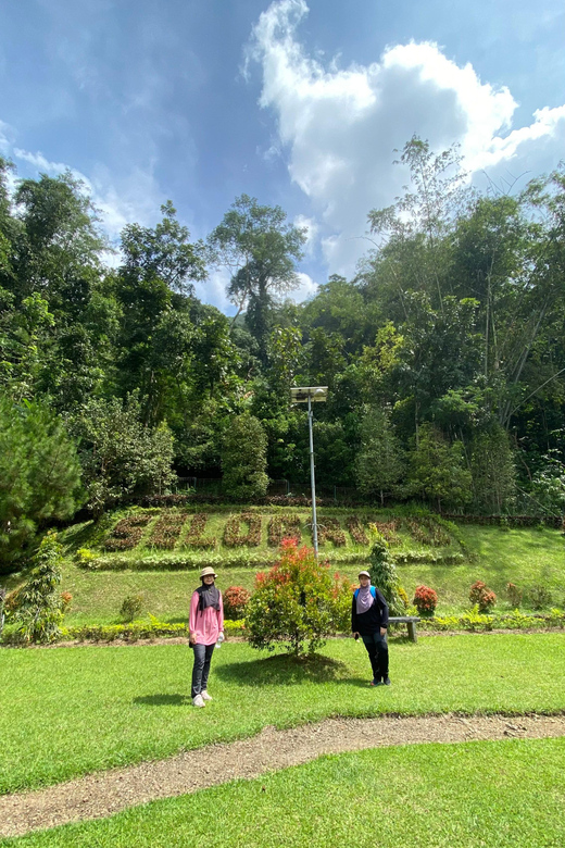 Selogriyo Temple With Rice Terrace Trekking - Booking and Reservation Details