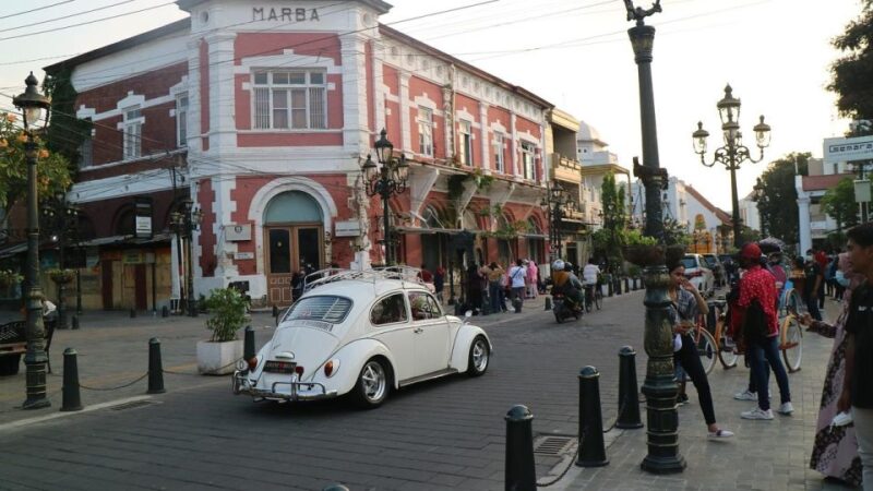 Semarang: Dive Into Citys Charms With a Personal Guide - Explore Semarangs Architectural Marvels
