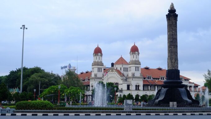 Semarang: Personalized Exploration of Citys Jewels - Preparation and Recommendations
