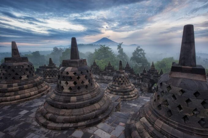Semarang Port: Trip to Borobudurs Historic Marvel - Guide Expertise and Professionalism