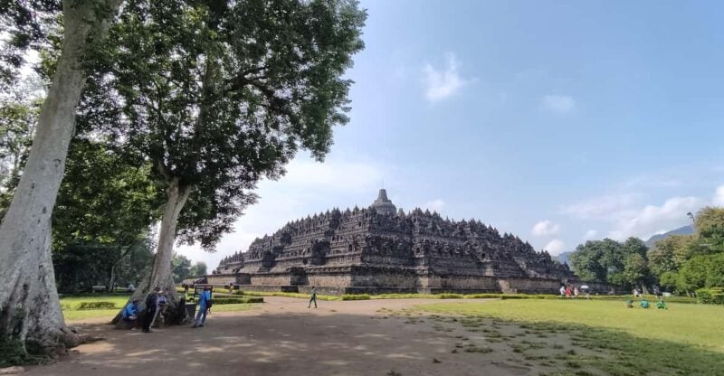 SEMARANG SHORE TOURS: BOROBUDUR TEMPLE EXCURSIONS - Additional Information