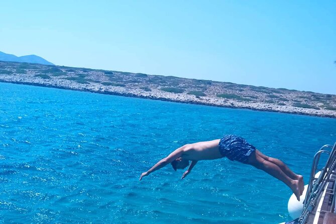 SEMI-PRIVATE GALATEA TOUR Antiparos-Blue Lagoon-Despotiko-FREE DRINK - Group Size and Cancellation