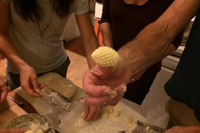 Semi-Private Gluten-Free Cooking Class in Florence - Class Schedule and Options