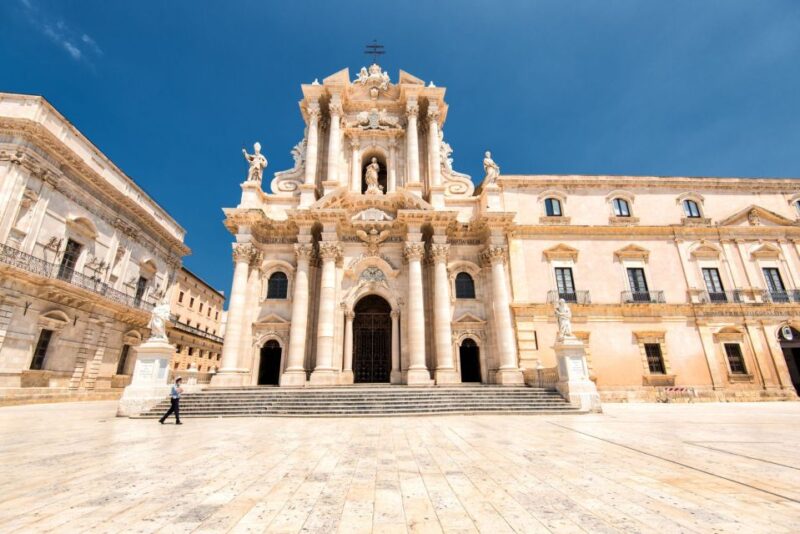 Semi-Private Journey Catania, Siracusa & Ortigia With Lunch - Transportation and Comfort