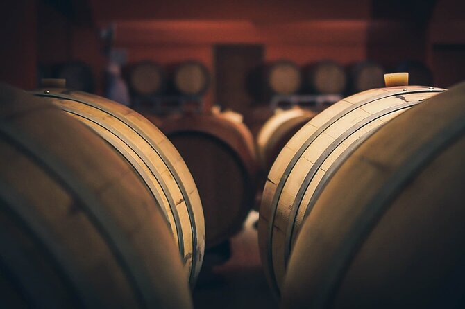 Semi Private Wine Tour of 2 Wineries With Transfer and Lunch - Traveler Feedback