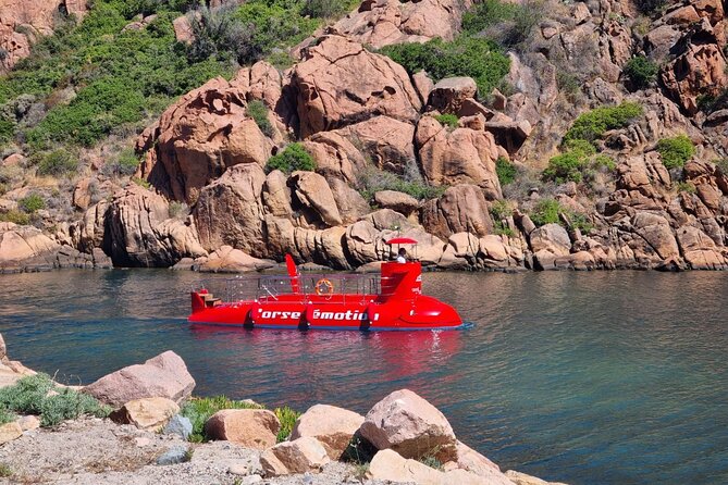 Semi-Submarine: Visit to the Seabed of Porto Bay - Return to the Starting Point