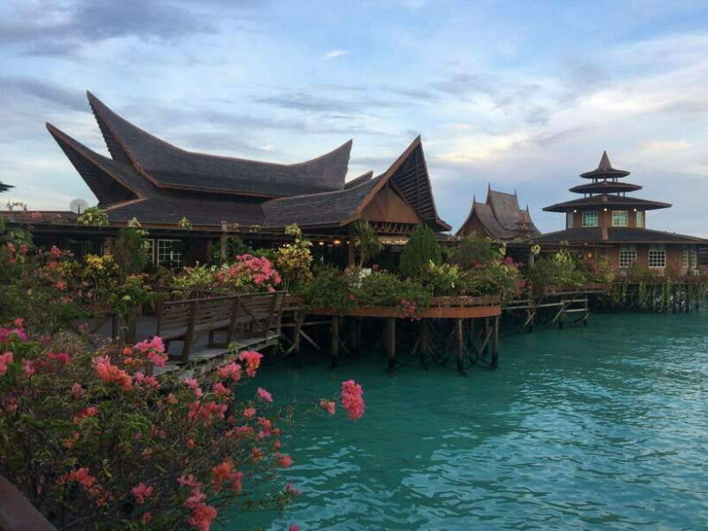 Semporna: Mabul and Kapalai Trip in Snorkel or Dive & Lunch - Key Points
