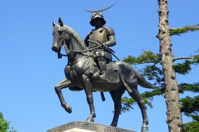 Sendai Castle Armor Experience - The Armor Dressing Process and Guided Tour