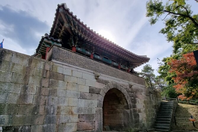 Seokbulsa Temple to Geumjeongsan Fortress[Hiking+Cable Car] - Included Amenities and Activities