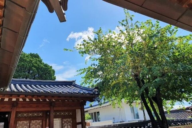 Seoul: Bukchon Hanok Village Walking Tour - Highlights of the Walking Tour