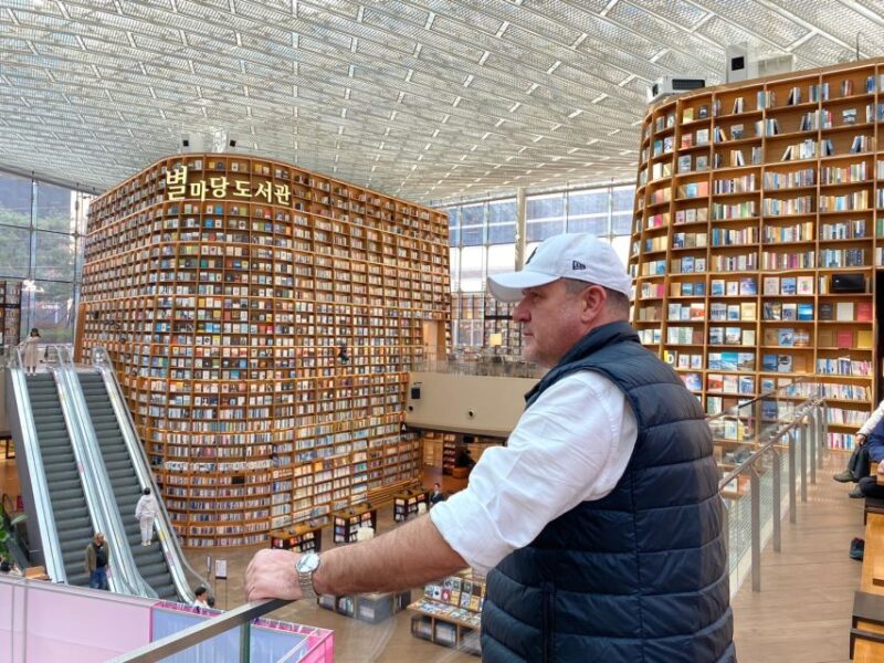 Seoul: City Highlights Private Tour With Pickup and Drop-Off - Booking and Pricing