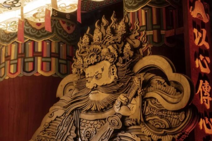 Seoul: City Hightlights, Palace Tour, and Optional Hanbok - Enjoying Local Korean Snacks