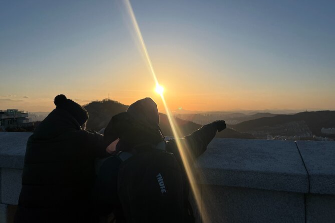 Seoul Day Tour, Inwangsan Sunset Hiking and Dinner - Transportation and Logistics