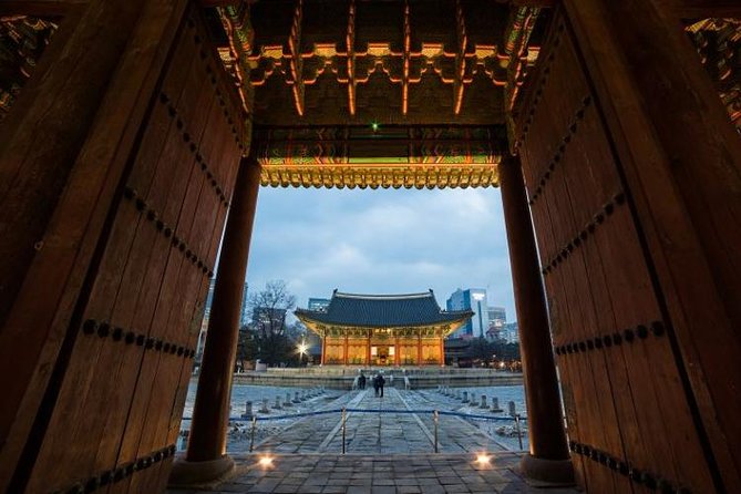 Seoul : Deoksugung Palace Half Day Walking Tour - Itinerary Highlights