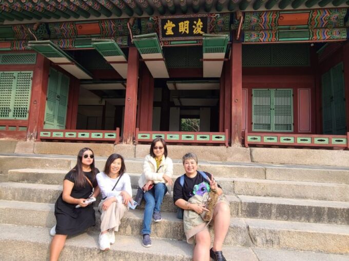 Seoul: Deoksugung Palace History Odyssey Walking Tour - Tour Inclusions and Booking Details
