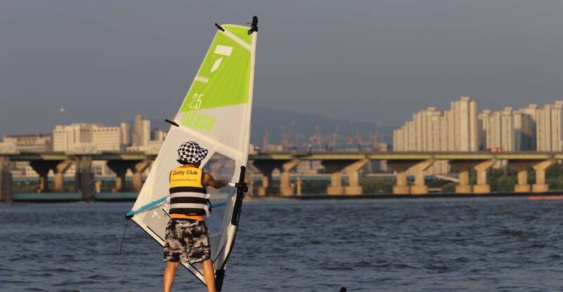 Seoul : Efoil Experience in Han River - What to Bring