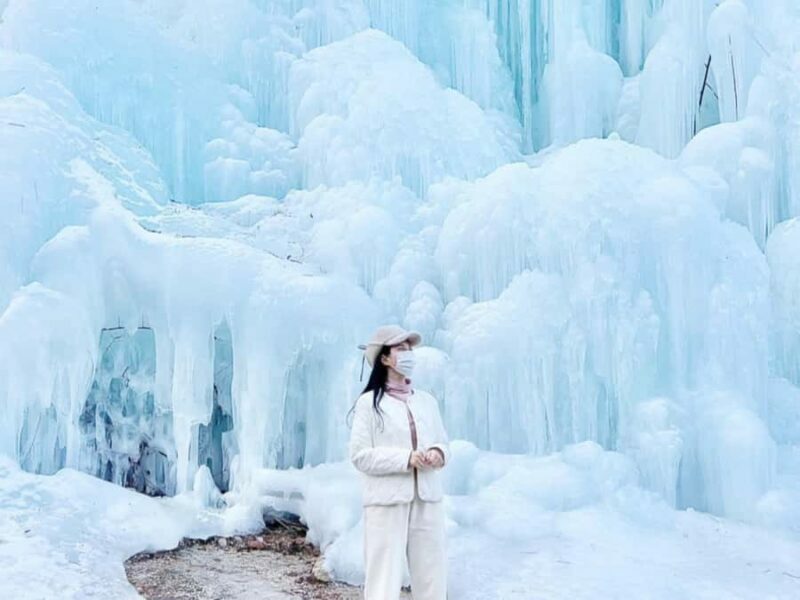 Seoul: Elysian Gangchon Winter Ski with Eobi Ice Valley Tour - An Authentic Day on the Snow: What You Can Expect