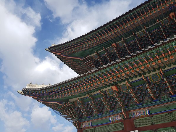 Seoul: Full-Day Royal Palace and Shopping Tour - Tour Inclusions